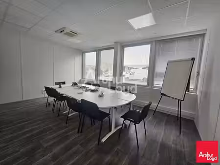 location bureaux saint-barthelemy-d’anjou 49124 233m²