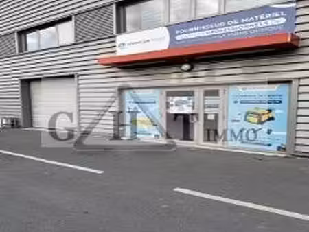 location entrepôt villeneuve-la-garenne 92390 190m²