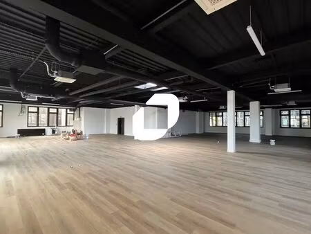 location bureaux 175 m² à 1 240 m²