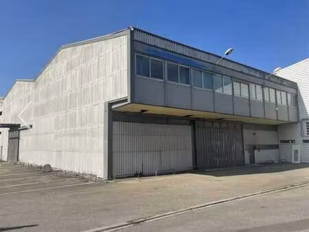 location entrepôt 3 375 m²