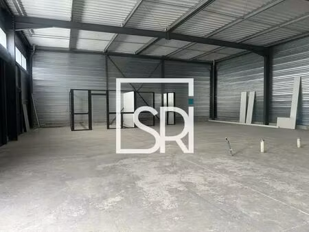 location entrepôt creuzier le neuf 03300 350m²