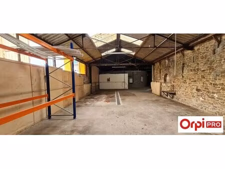 location entrepôt lamballe 22400 200m²