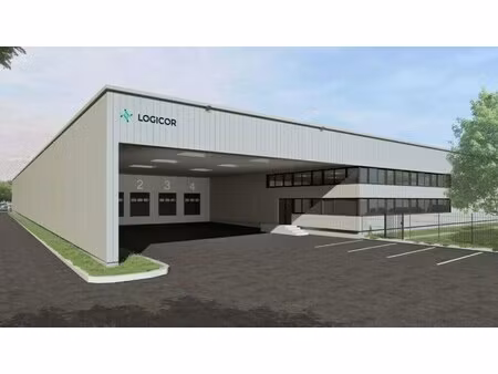 location entrepôt 4 827 m²