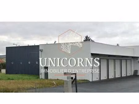 location local d'activités 500 m² à 1 200 m²