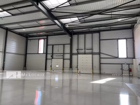 location entrepôt le thillay 95500 1308m²