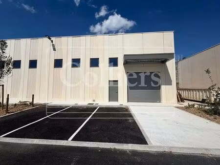 location entrepôt les pennes mirabeau 13170 203m²