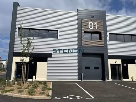 location local d’activités brignoles 83170 306m²