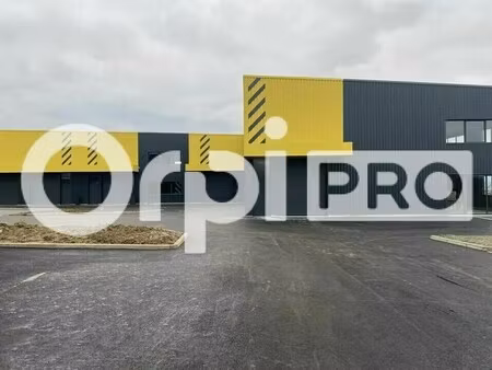 location local d'activités 539 m²