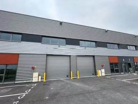 location local d’activités le thillay 95500 360m²