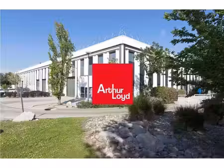 location local d’activités 392m² à 995m²