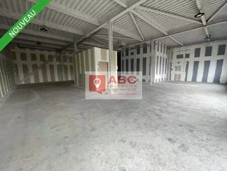 location local d'activités 278 m²