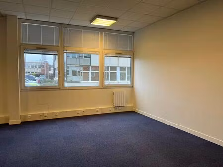 location bureaux 80 m²