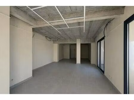location bureaux 63 m²