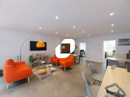 location bureaux 68 m²