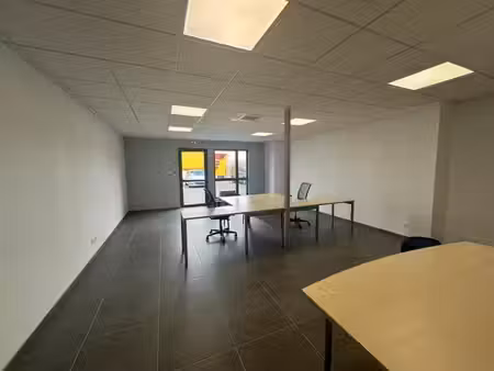 location bureaux saran 45770 66m²