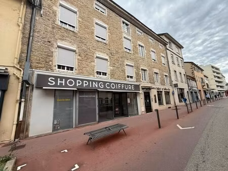 location commerce bourg-en-bresse 01000 278m²