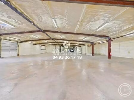 location entrepôt 1 909 m²