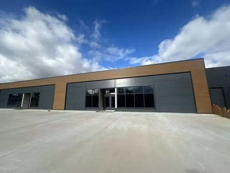 location entrepôt chartres 28000 240m²