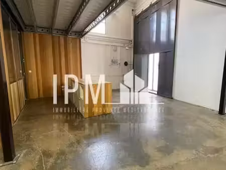 location entrepôt marseille 13008 1000m²