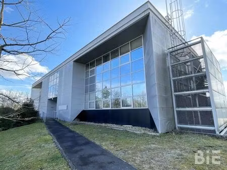 location entrepôt 3 112 m²