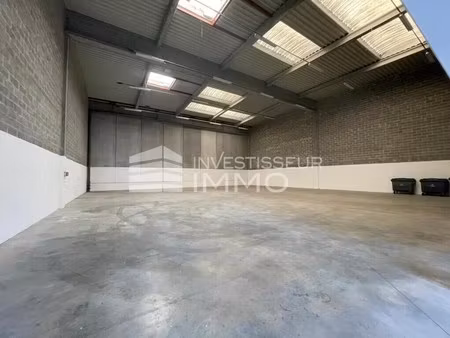 location local d'activités 760 m²