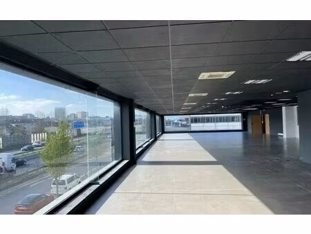 location local d’activités nanterre 92000 1819m²