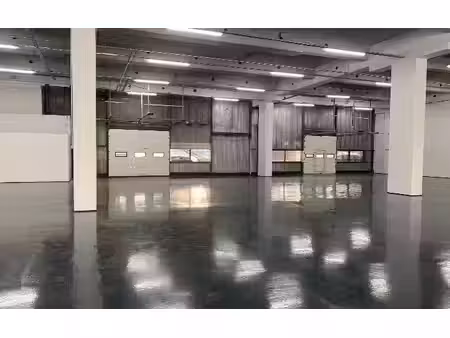 location local d’activités pantin 93500 1600m²