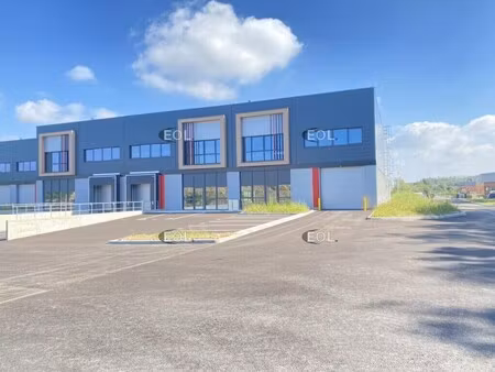 location entrepôt saint-laurent-de-mure 69720 447m²