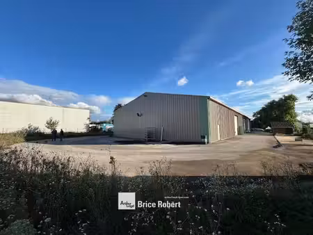location local d’activités trévoux 01600 1169m²