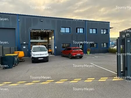location local d’activités caudan 56850 590m²