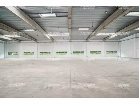 location local d’activités chilly-mazarin 91380 1313m² à 3979m²