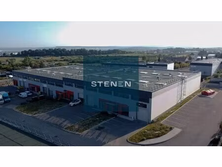 location local d’activités gignac-la-nerthe 13180 348m² à 359m²