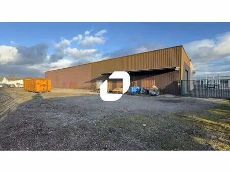 location local d'activités 1 262 m²