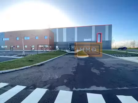 location entrepôt 1309m² à 5984m²