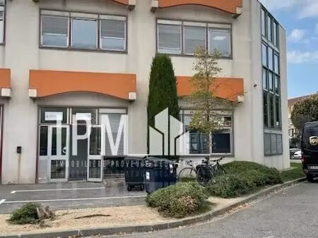 location local d’activités marseille 13010 214m² à 724m²