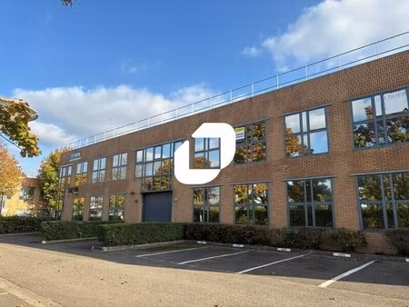 location local d’activités montigny le bretonneux 78180 336m² à 1976m²