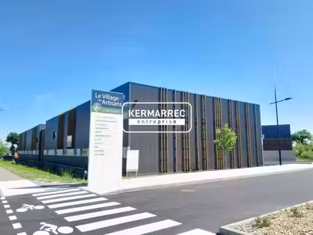 location entrepôt pacé 35740 350m²