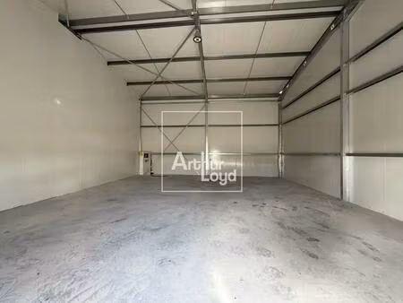 location local d'activités 120 m² à 360 m²