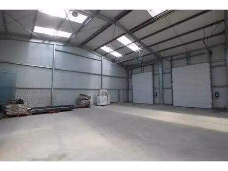 location entrepôt saint-rémy 71100 200m²