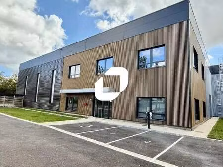location local d'activités 2 206 m²