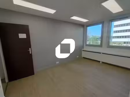 location bureaux 271m² à 1166m²