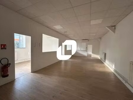 location bureaux 65 m² à 375 m²