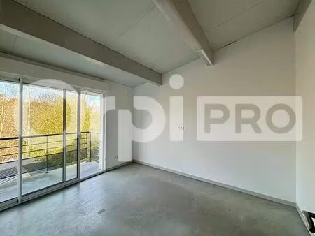 location bureaux 70 m²