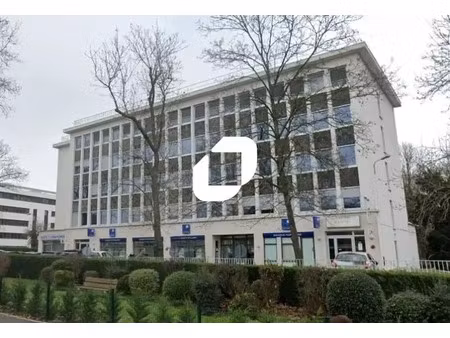 location bureaux 39 m² à 1 294 m²