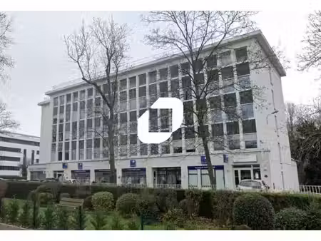 location bureaux 39m² à 1294m²