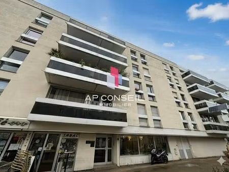 location bureaux 74 m²