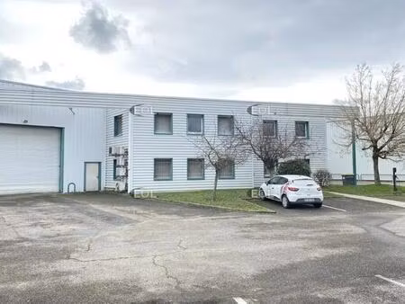 location bureaux 187 m²