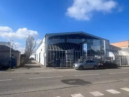 location bureaux 2 140 m²
