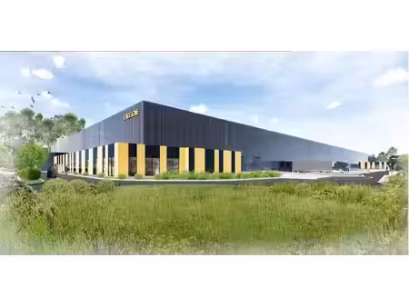 location entrepôt 4844m²