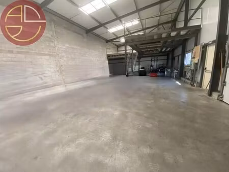 location entrepôt 514 m²